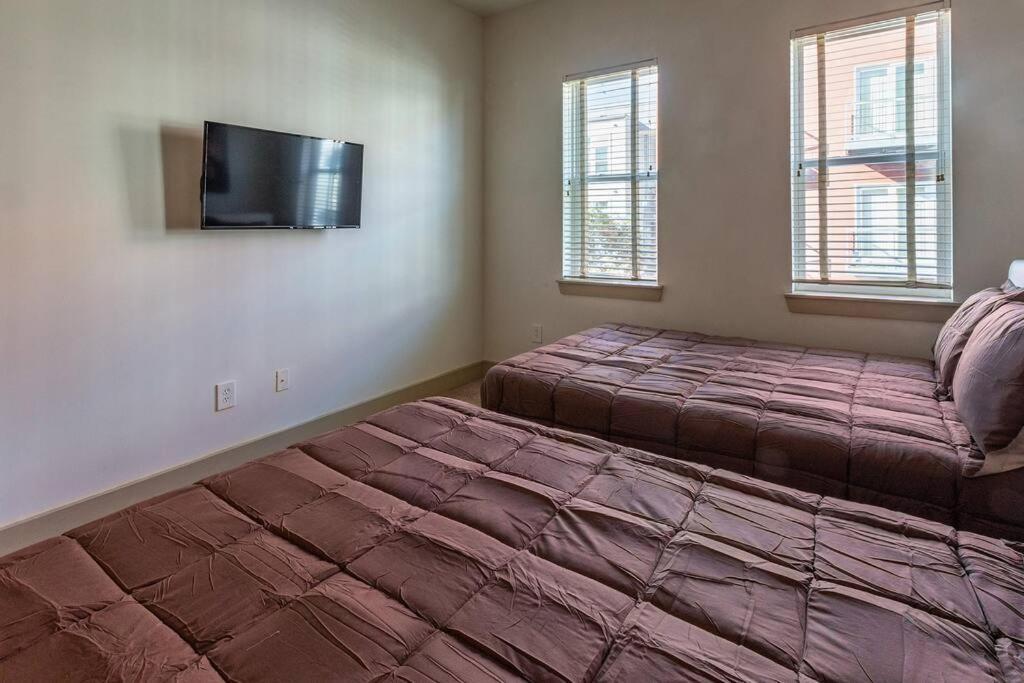 African Kingdom Loft Apartment *