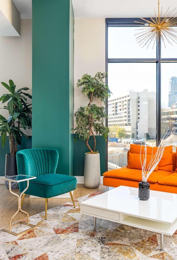 Remarkably Cultivated Buckhead Apartment Atlanta