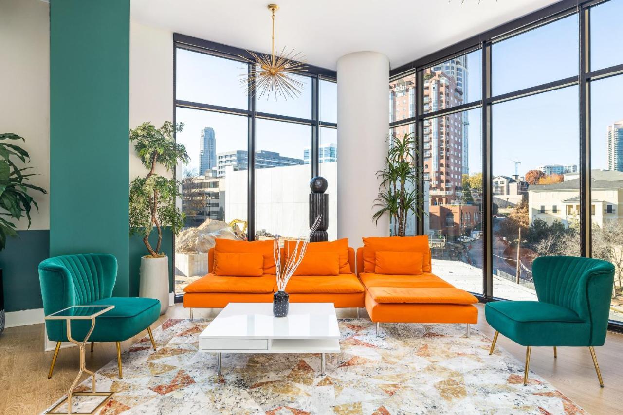 Remarkably Cultivated Buckhead Apartment *
