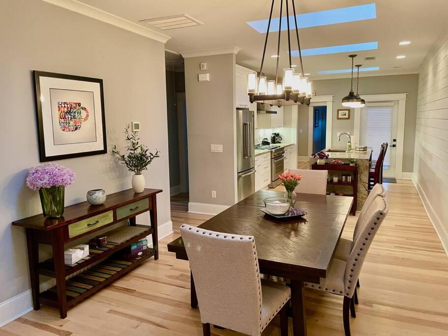 Modern 4br 2ba W/ Porch Swing - Walk&bike Atl