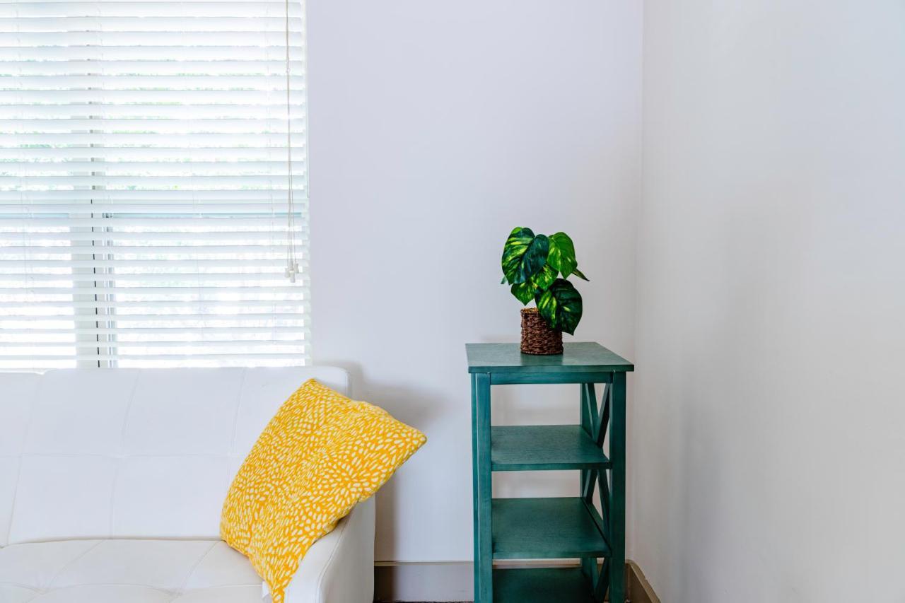 Cozy Townhouse In The Heart Of The City! Atlanta