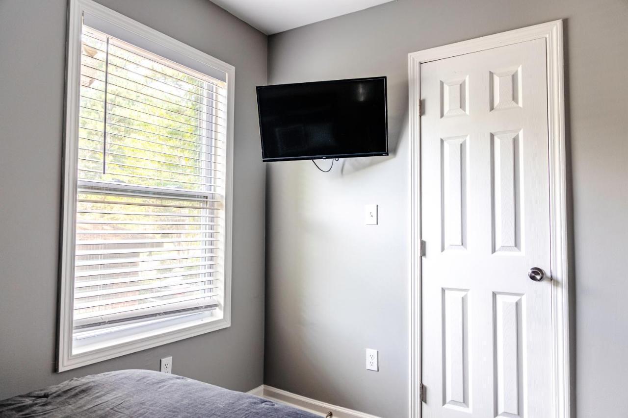 Newly Renovated Hidden Gem