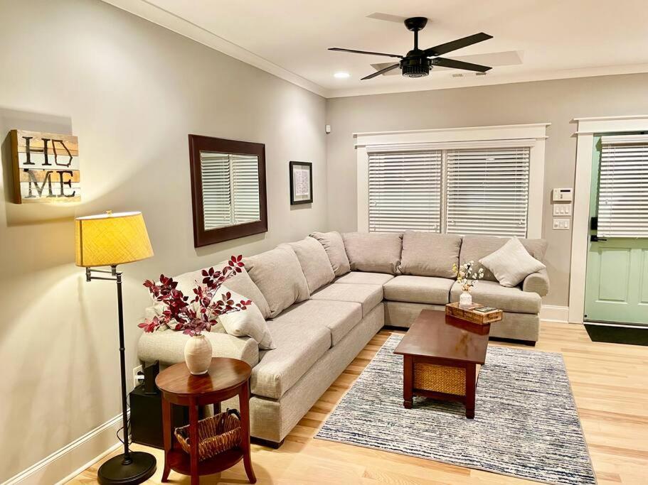Modern 4br 2ba W/ Porch Swing - Walk&bike Atl * Atlanta