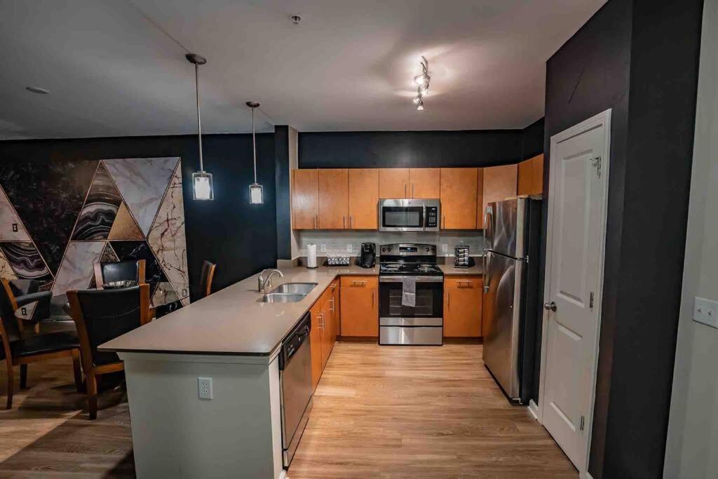 Apartment Midtown'S “Gatsby'S Place “ Private Balcony *
