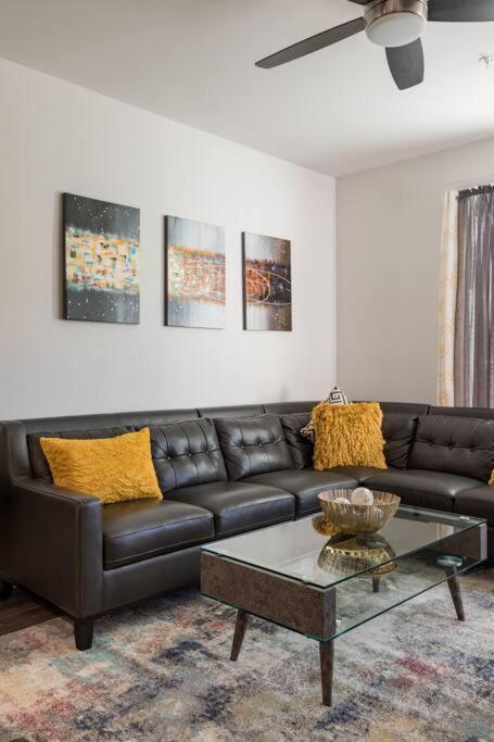 Apartment Luxury 2br 2ba Apt With Gym Pool & Free Parking Atlanta