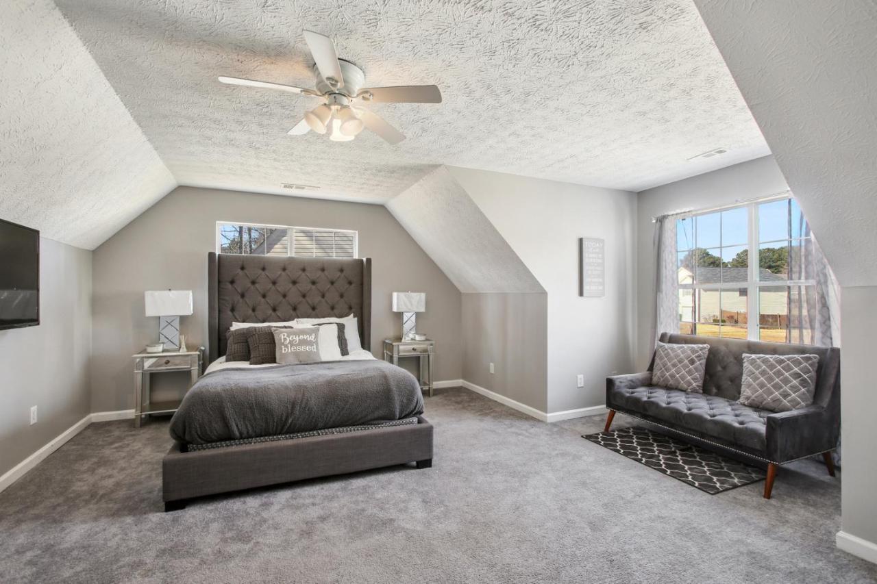 Diamonds Are Forever 4 Bedroom With Hot Tub * Atlanta