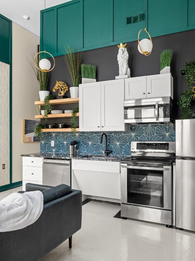 Esplanade Montane Midtown Palatial King Bed Loft