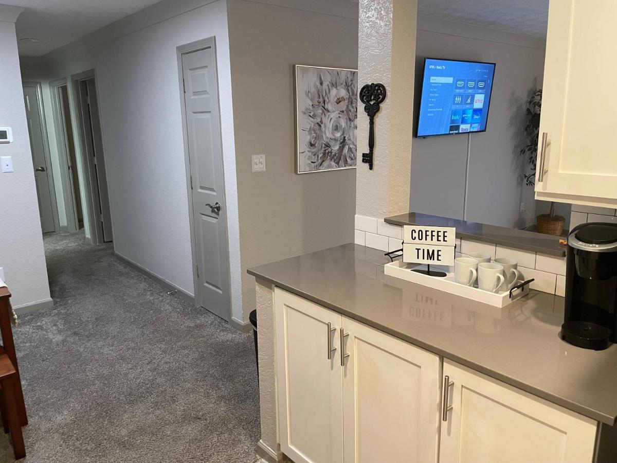 The Battery Walk In A Park King Bed Apartment