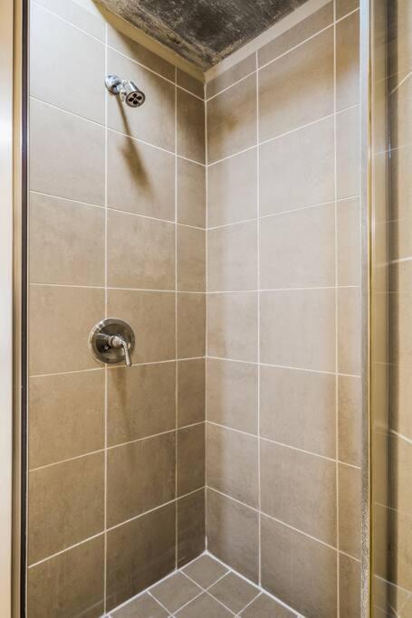 Spacious Loft In The Heart Of Atlantic Station-Atlanta