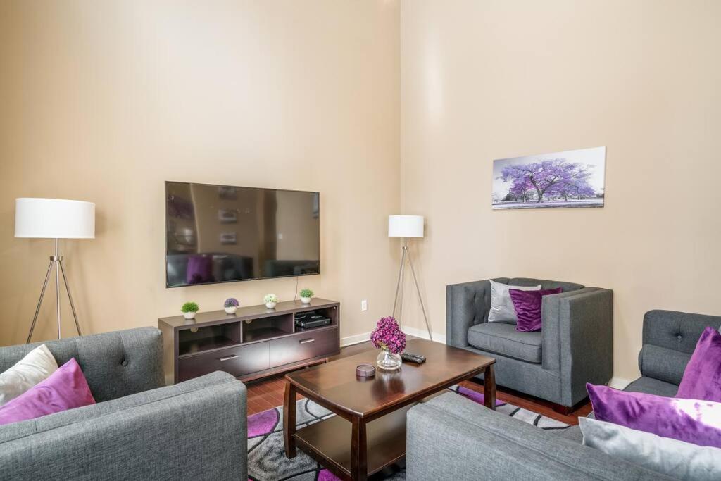 Apartment Spacious Loft In The Heart Of Atlantic Station-Atlanta Atlanta