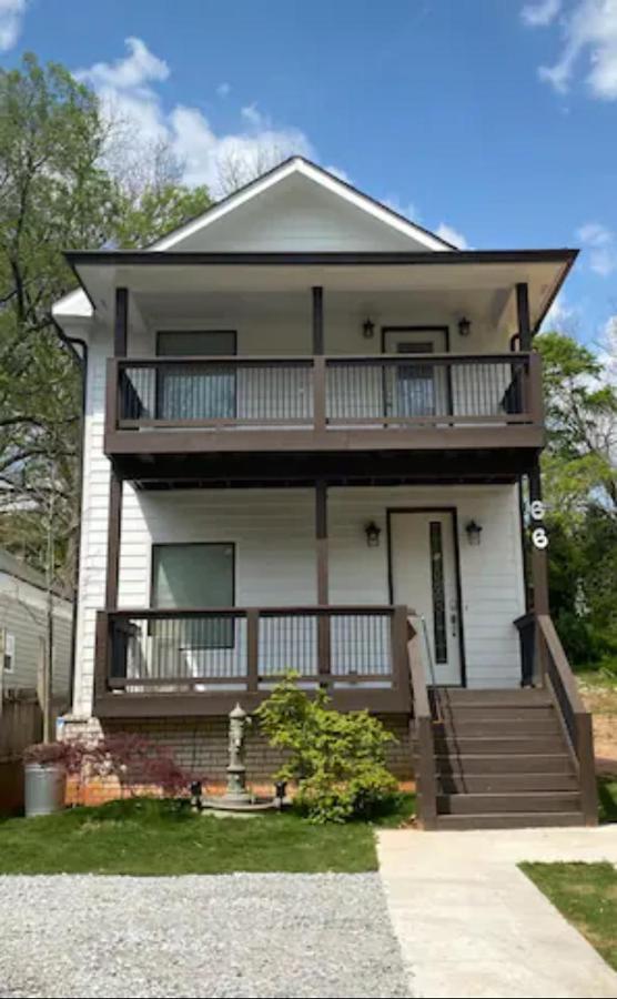 Unit 1 1 - Peaceful Private Master Bedroom With Private Balcony Holiday home