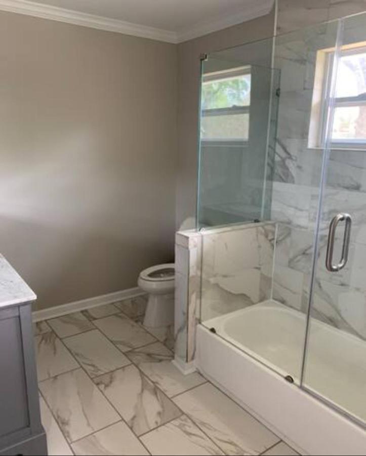 Unit 1 1 - Peaceful Private Master Bedroom With Private Balcony * Atlanta