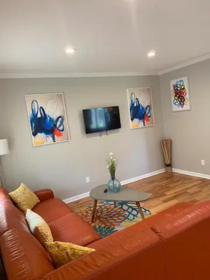 Unit 1 3 - Cheerful Private Bedroom & Bathroom *
