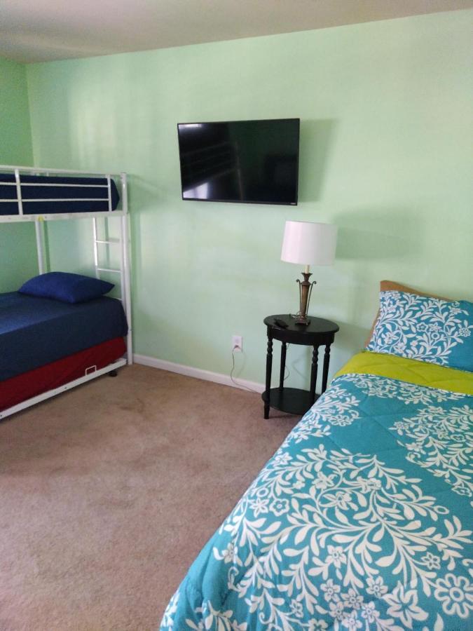 2000 Sq.feet-10 Mins From Airport