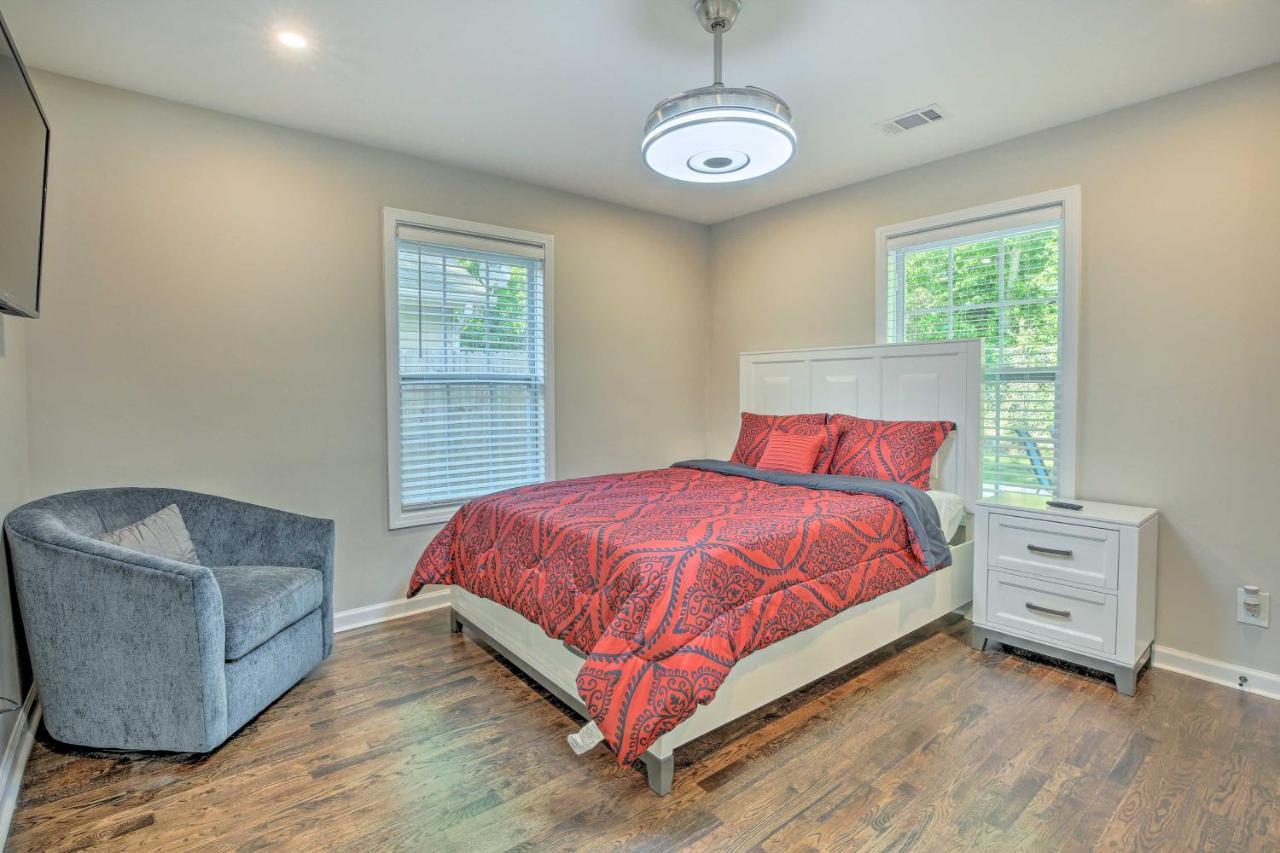Holiday home Lovely Less Than 3 Mi To State Farm Arena!