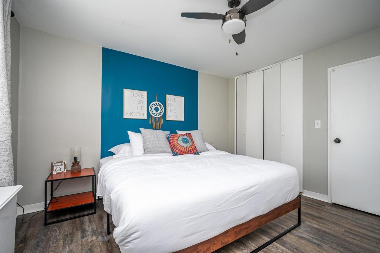 Atl Downtown! View! Onsite Parking! Pool! Lm1k1q Atlanta