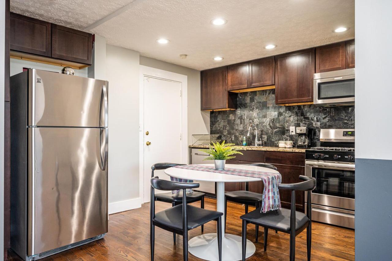 Atl Downtown! View! Onsite Parking! Pool! Lm1k1q Apartment