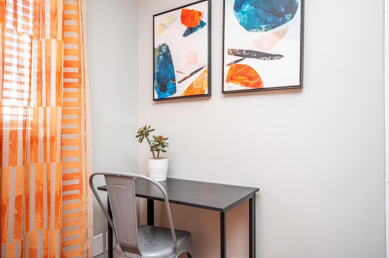 Atl Downtown! View! Onsite Parking! Pool! Lm1k1q * Atlanta