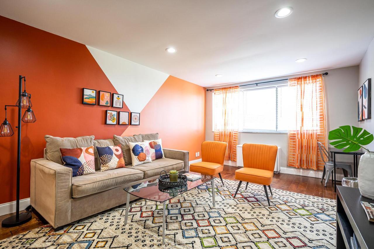 Apartment Atl Downtown! View! Onsite Parking! Pool! Lm1k1q *