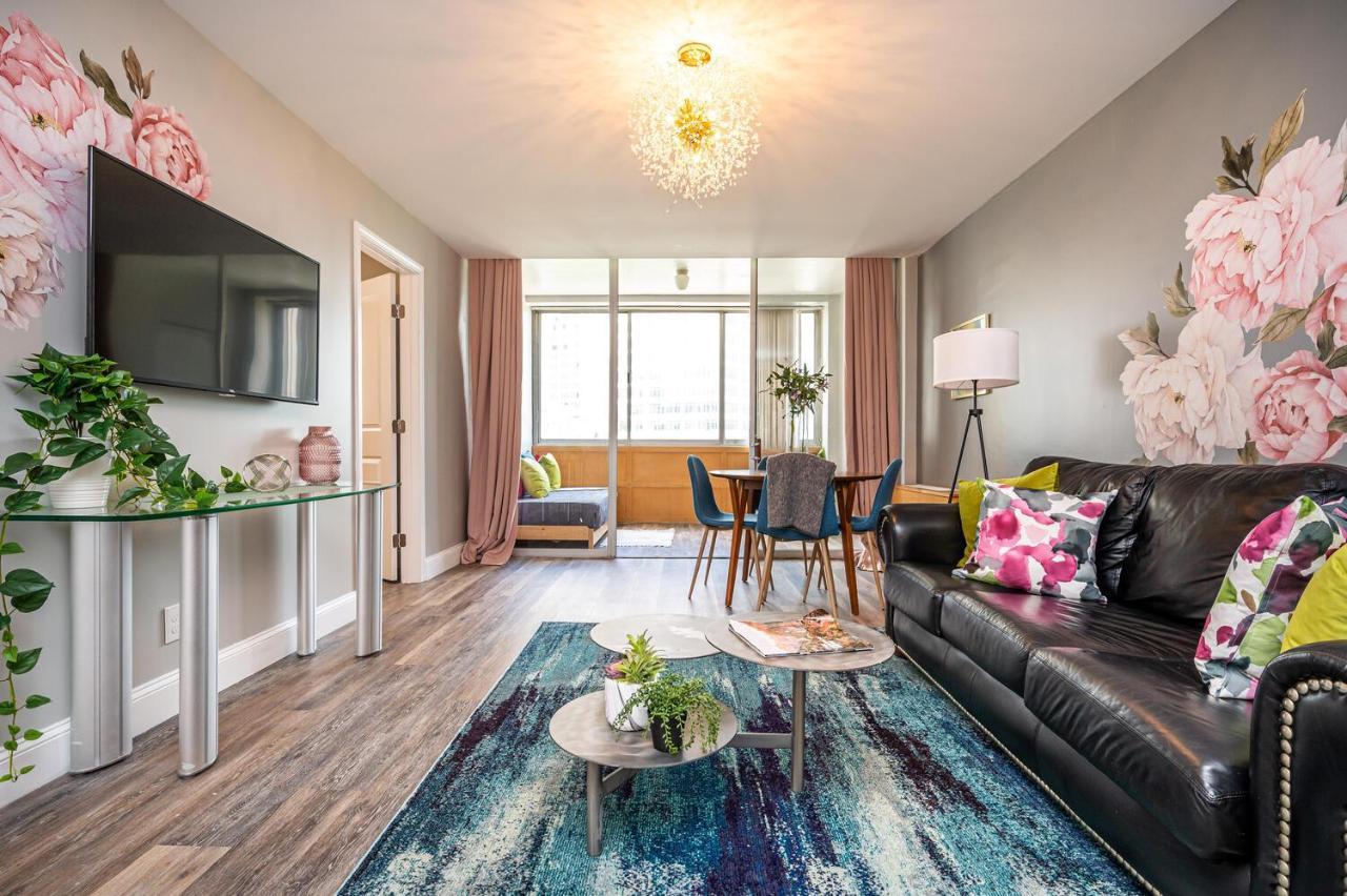 Holiday home Downtown! High Rise! Onsite Parking Lm609 *