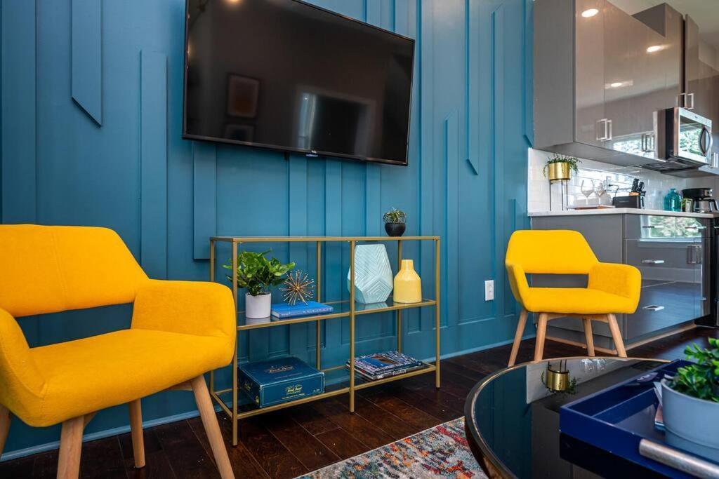 Balcony With K-bed Atl Downtown Gated Townhome 456#10 Holiday home