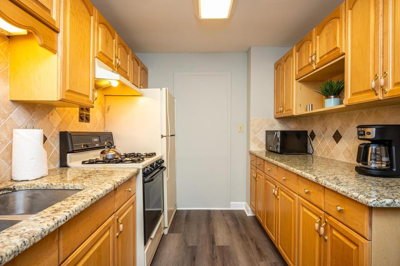 Downtown Atl W Pool King Bed Lm1k2t Atlanta