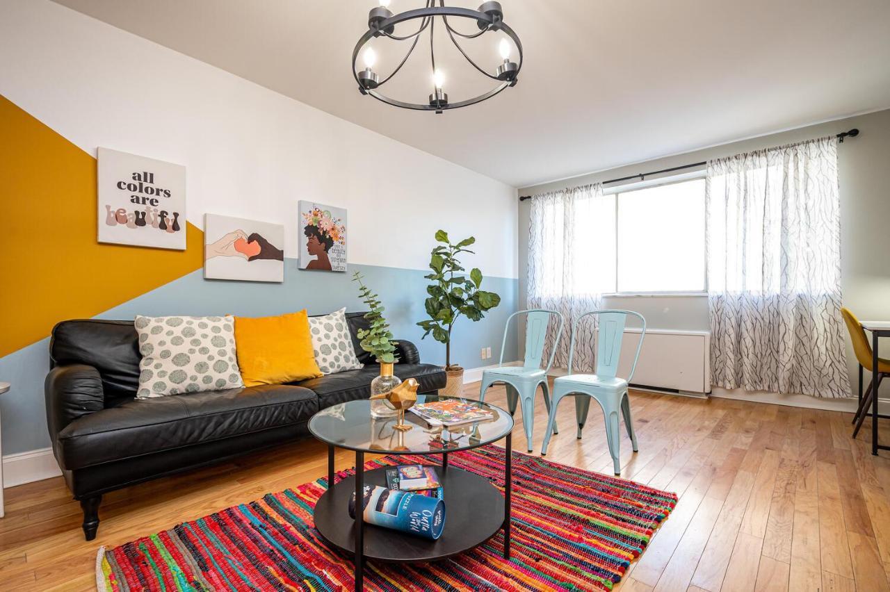 Downtown Atl W Pool King Bed Lm1k2t Holiday home Atlanta