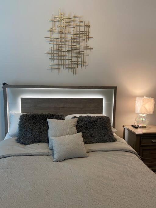 Comfy Midtown 1 Bdr W/ View And Balcony. Apartment Atlanta
