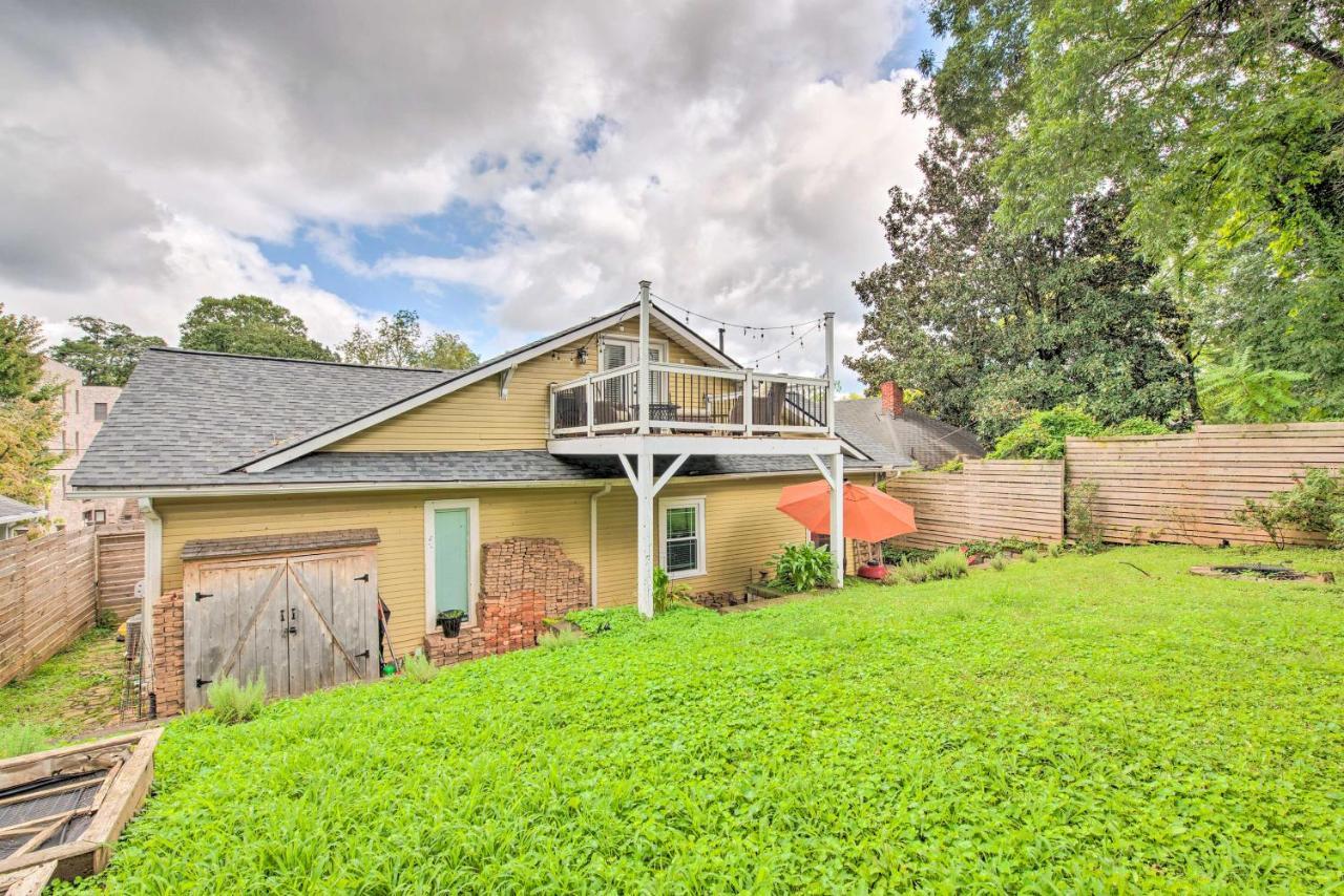 Chic With Fire Pit - Near Midtown! Holiday home *
