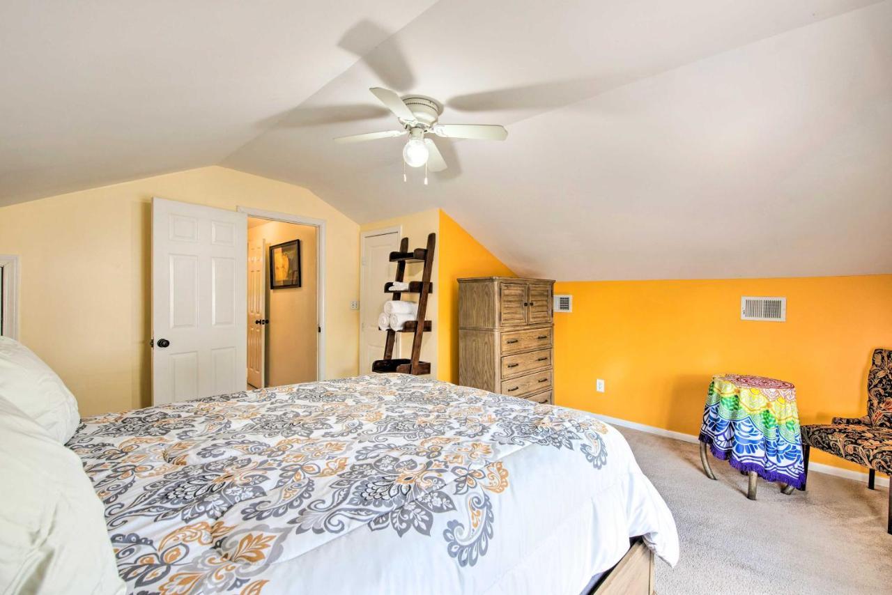 Holiday home Chic With Fire Pit - Near Midtown! Atlanta