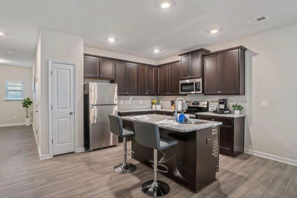 3 Bedroom Elegant *