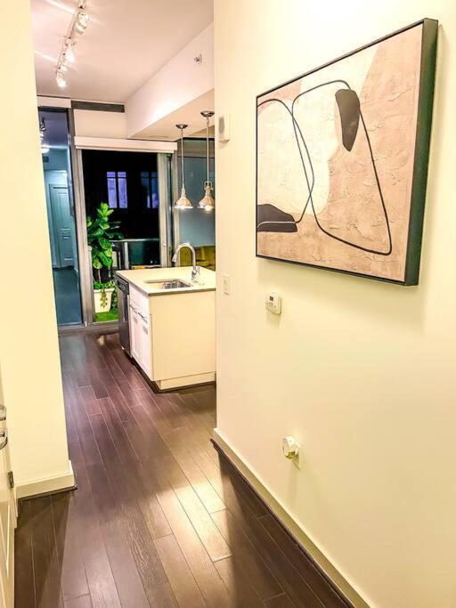 Apartment High-rise Oasis In The City!