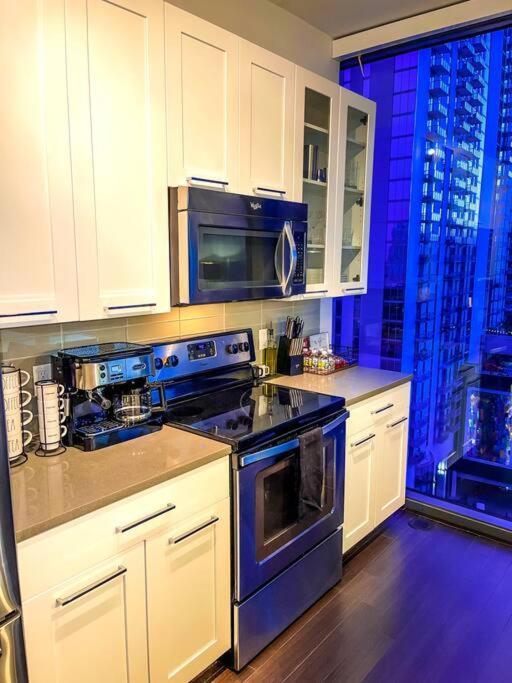 High-rise Oasis In The City!