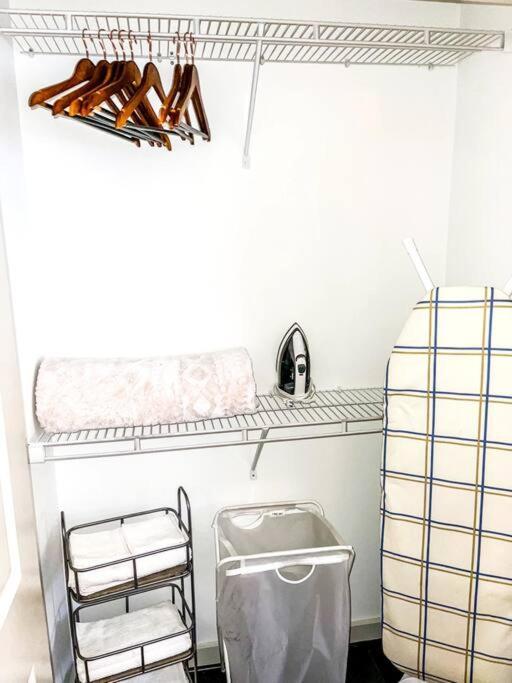 High-rise Oasis In The City! Apartment Atlanta