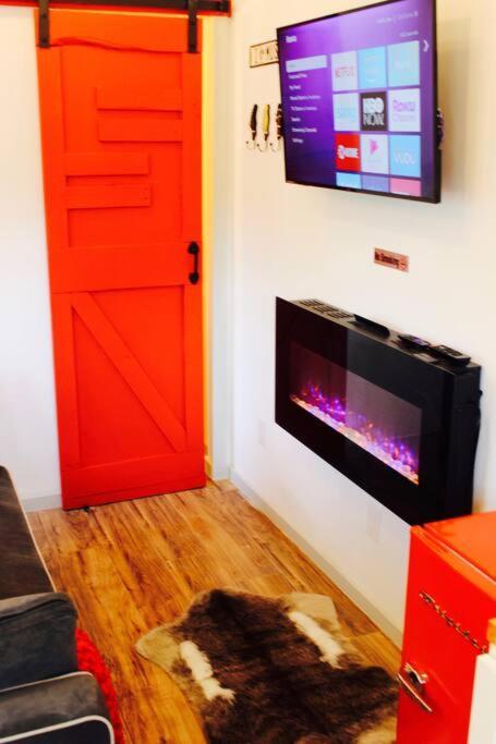 The Hendrix Tiny House - 8 Mins To Airport!!! Atlanta