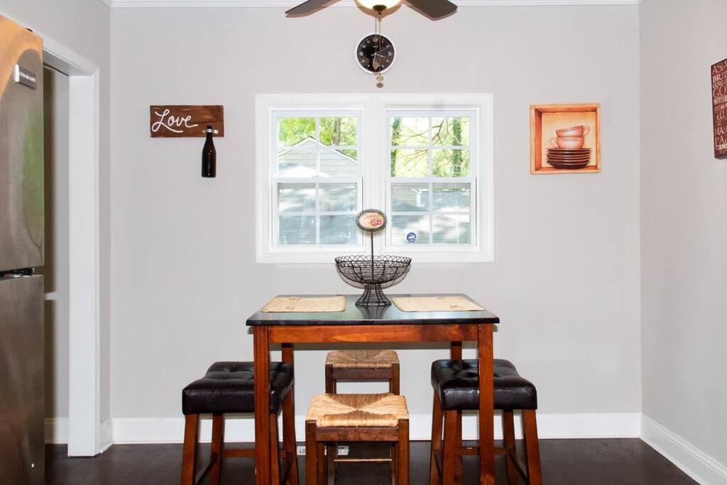 Holiday home Downtown Getaway With Car Option!