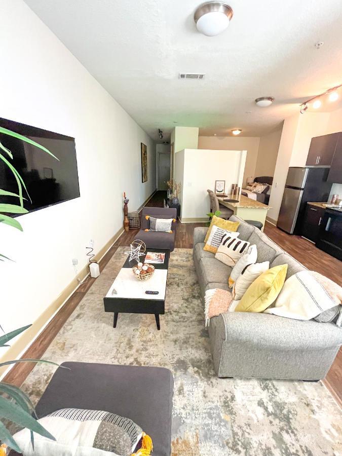 Apartment Upscale Buckhead Loft 1Bed1Bath Sleeps 5-6, With Balcony & Free Parking For 1 Car Atlanta