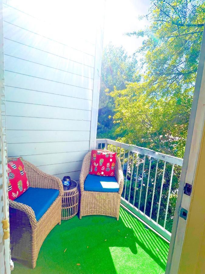 Upscale Buckhead Loft 1Bed1Bath Sleeps 5-6, With Balcony & Free Parking For 1 Car *
