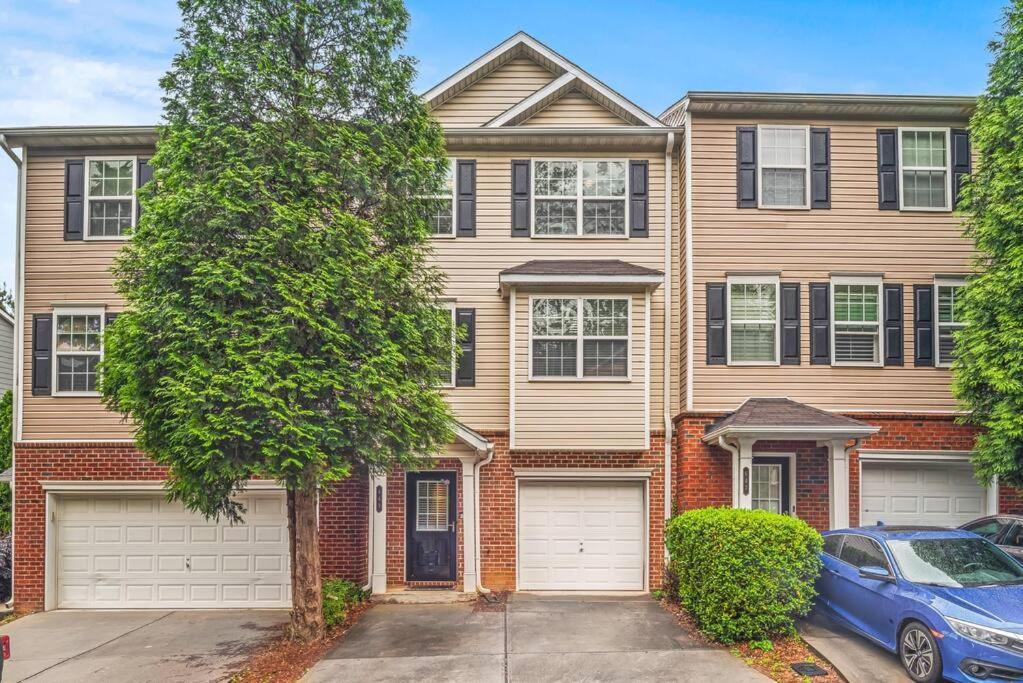 Apartment Charming Multilevel 4 Bedroom Townhouse Atlanta