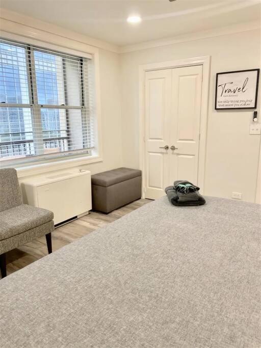 Downtown! 24h Concierge! Private Balcony! Highrise Views Atlanta