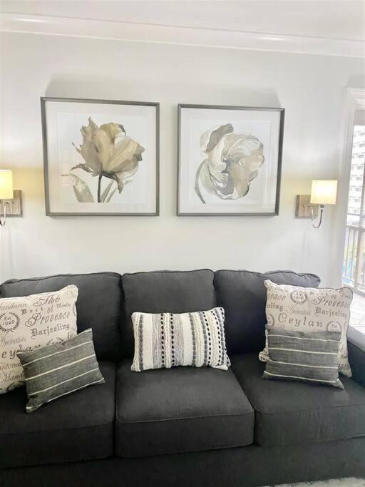 Downtown! 24h Concierge! Private Balcony! Highrise Views