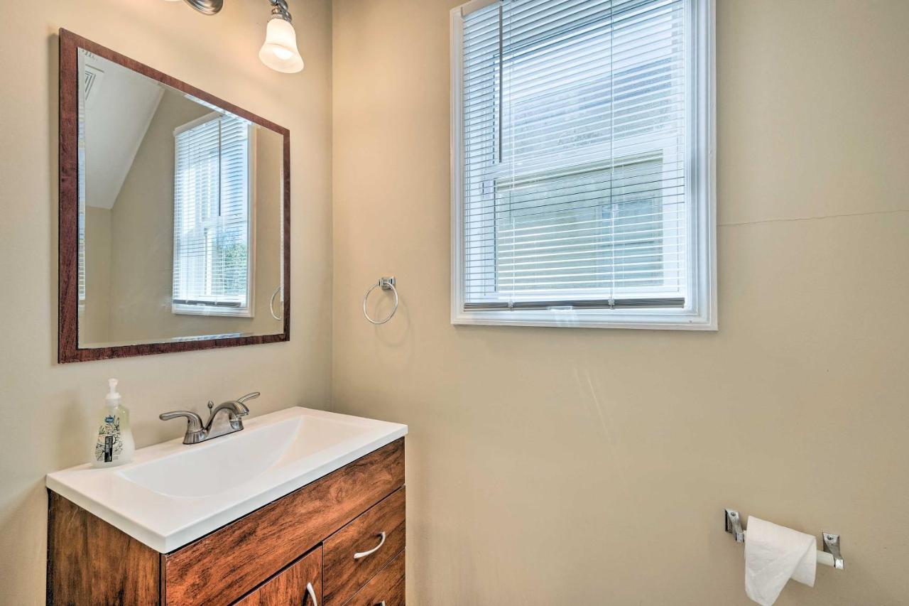 Holiday home Lovely East Point Less Than 8 Mi To Downtown Atl