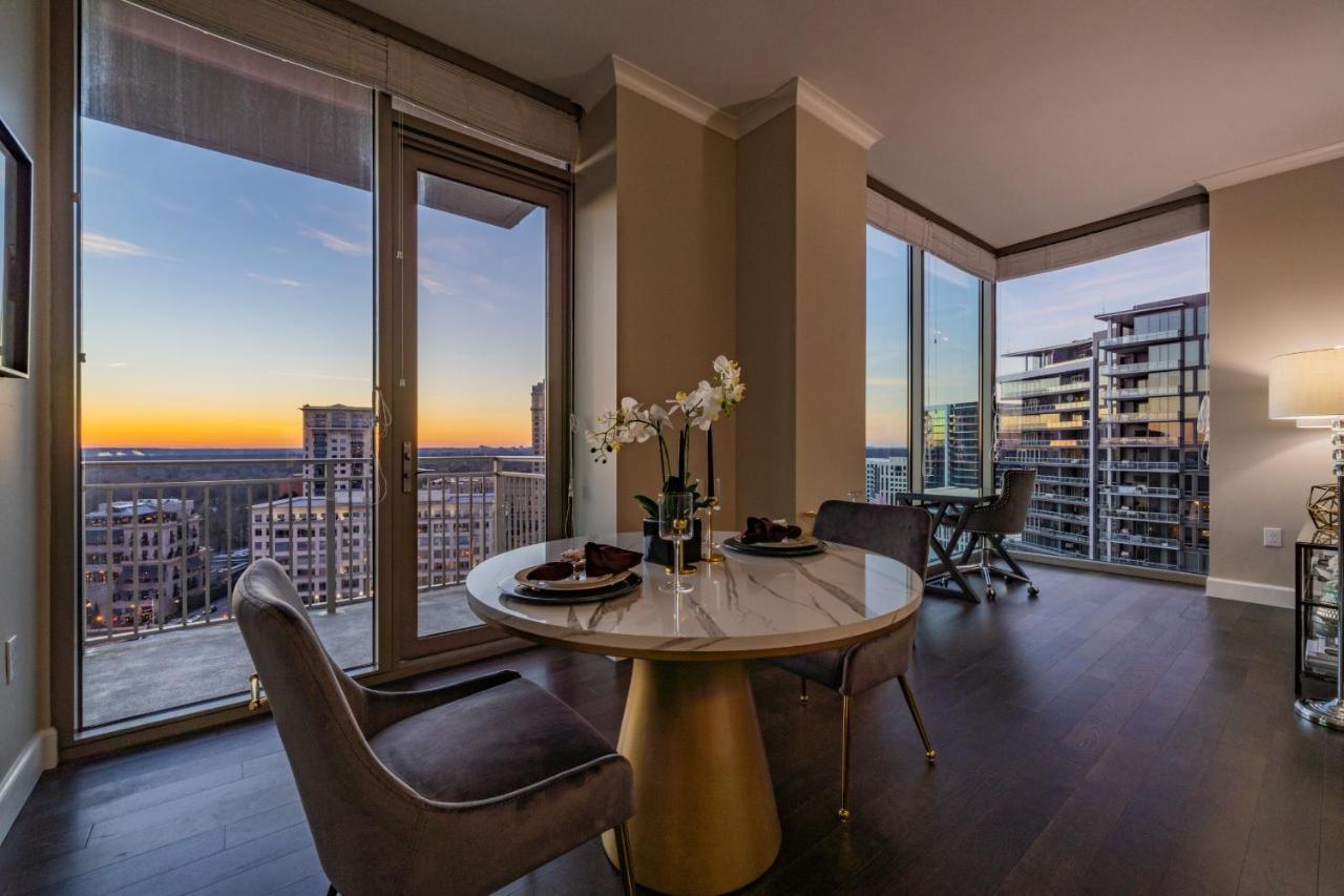 Apartment Skyline Executive