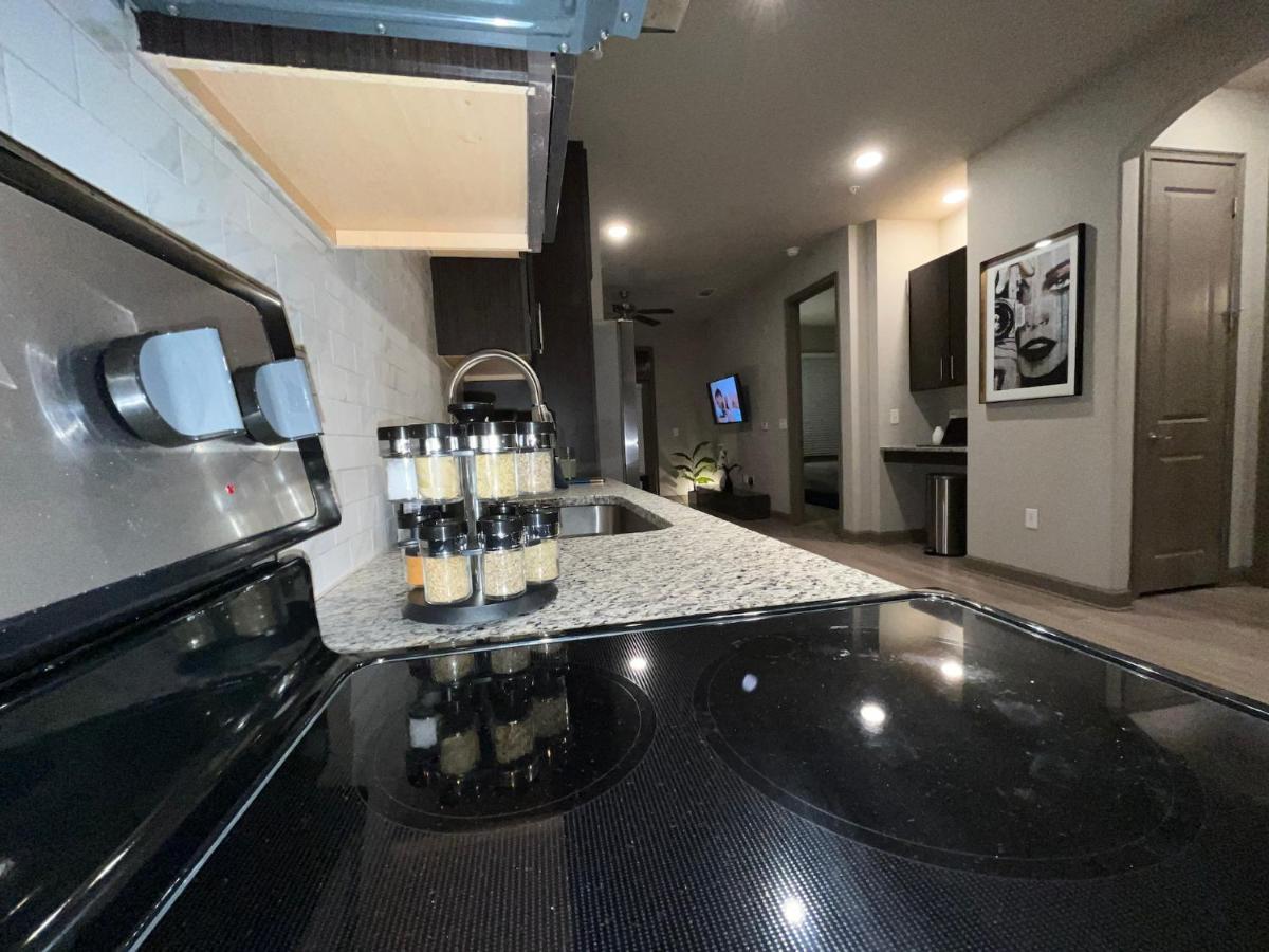 Bleisure At Atlantic Station Modern 1 Bedroom Apartment *