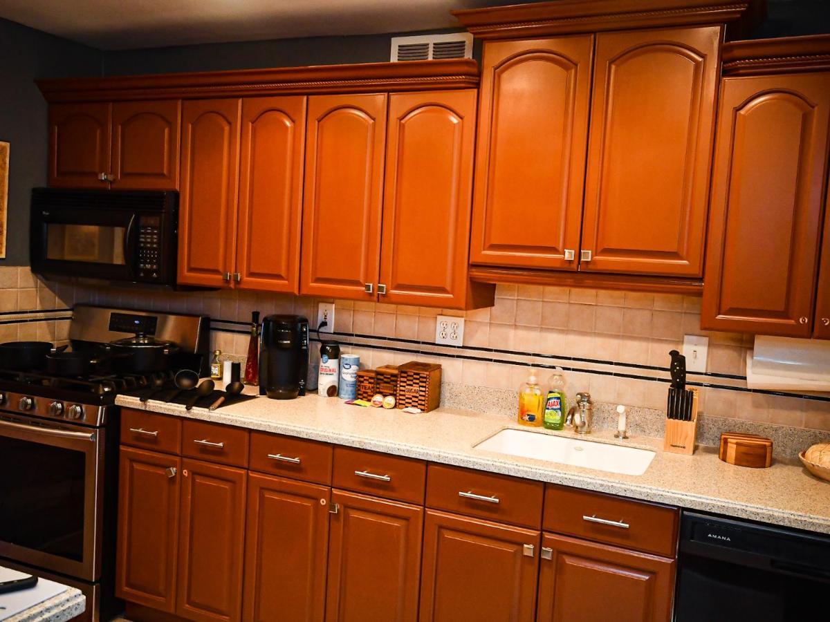 Perfect Dtwn 2 Bed With Cali King Bed And Gym Atlanta