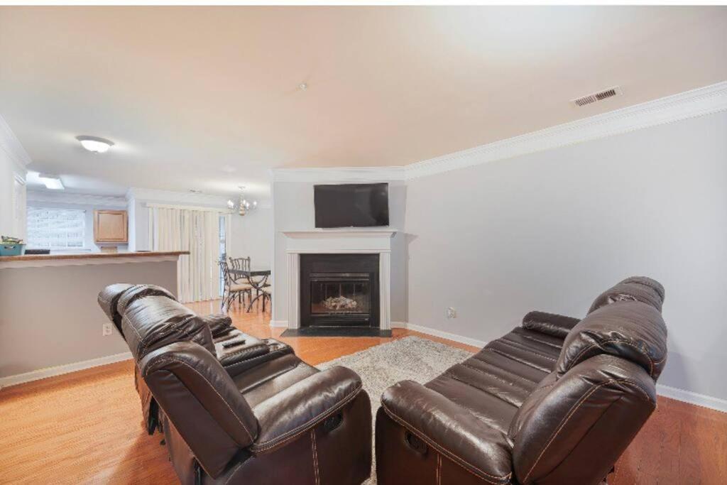 Apartment Beautiful Cozy 3-bedroom Townhome Retreat Atlanta