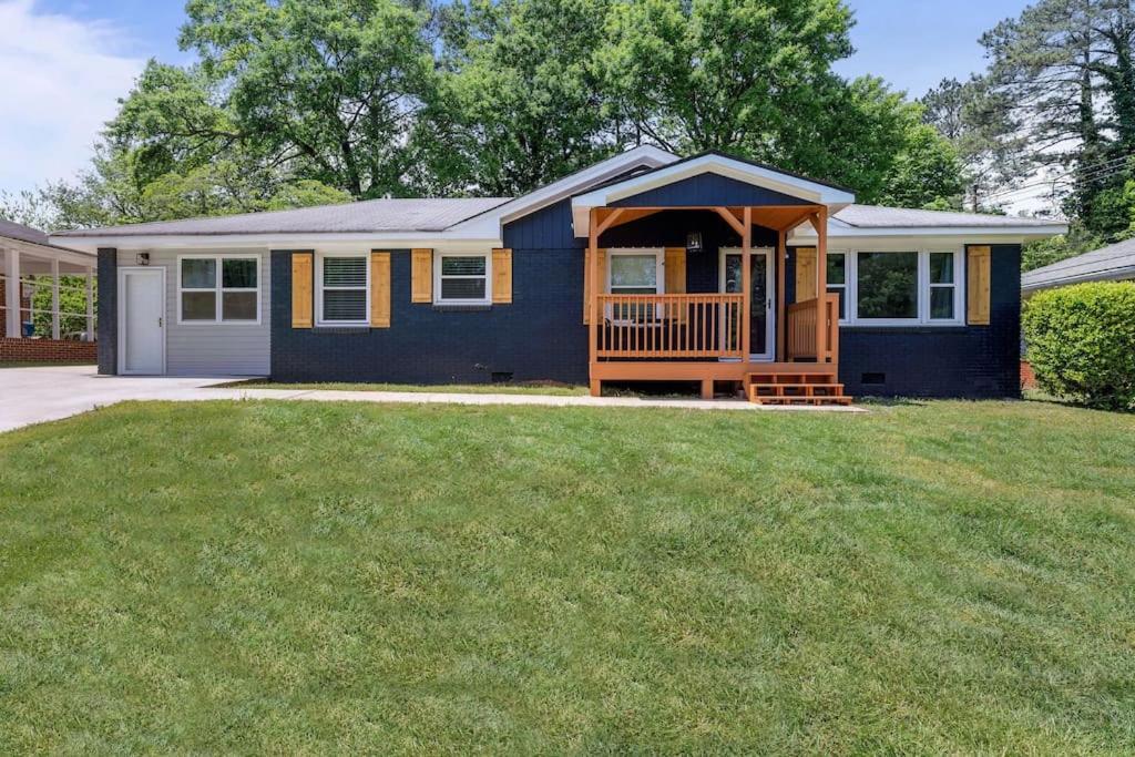 Cozy 3br+ Access W/ Kingbed Holiday home *