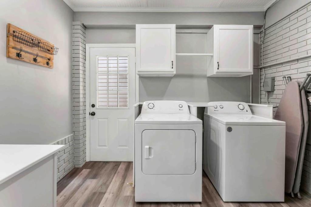 Holiday home Cozy 3br+ Access W/ Kingbed Atlanta
