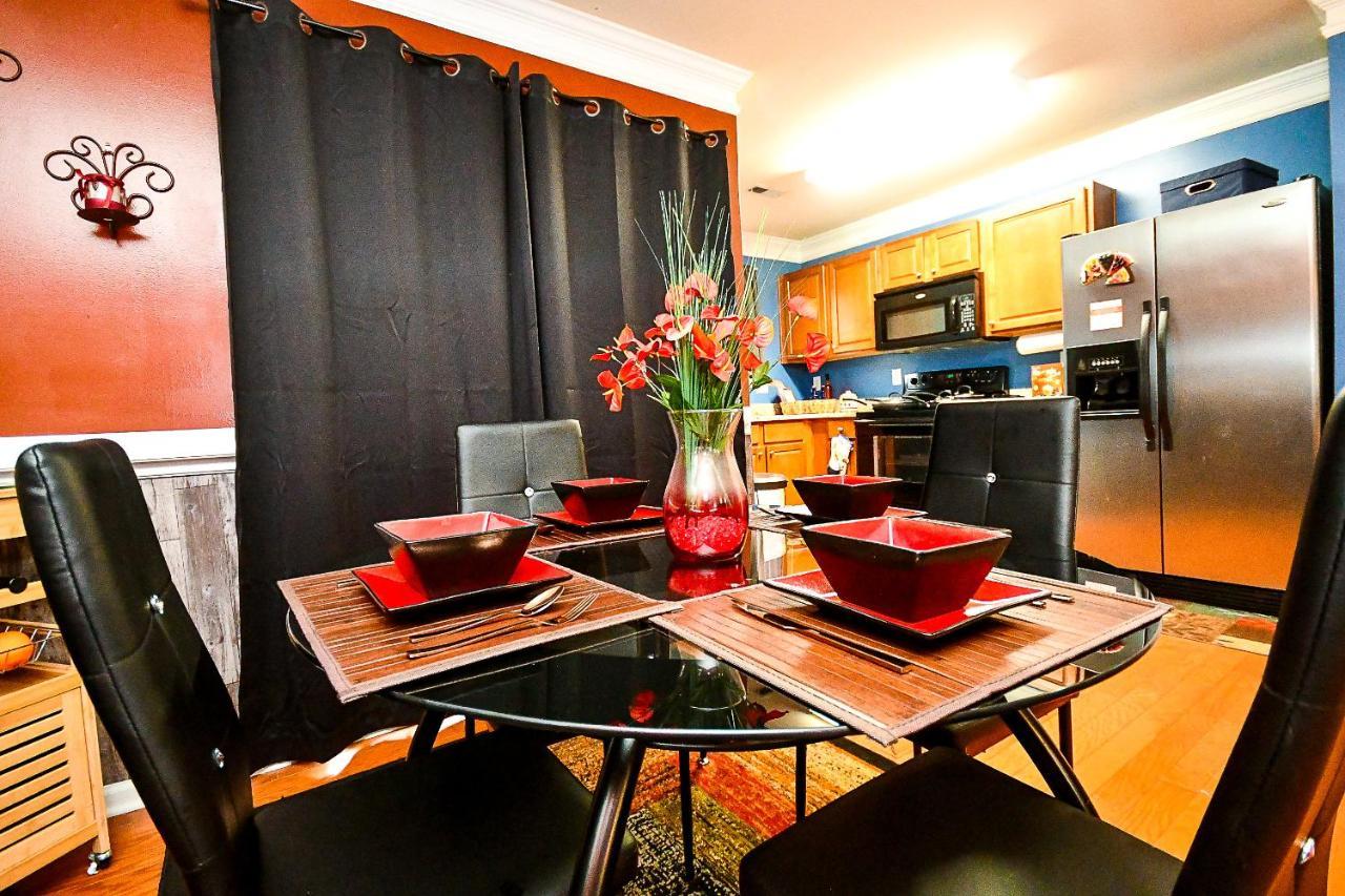 Amazing Large 3 Bed House With King Bed Less Than 10 Miles To Dtwn Atlanta
