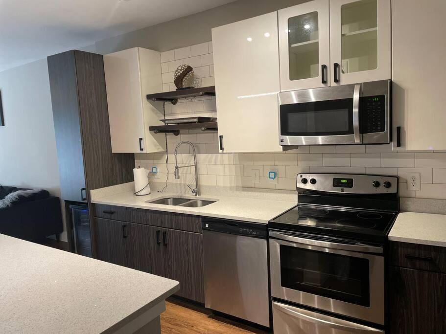 Buckhead W/ Free Parking Apartment